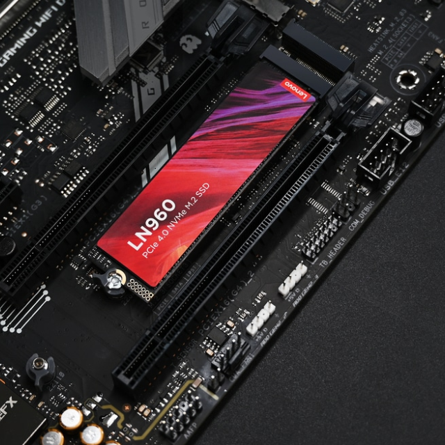 Unidad de Estado Sólido SSD Lenovo LN960 NVMe / 2TB / PCI Express 4.0 / M.2 / LENOVO LN960 2TB