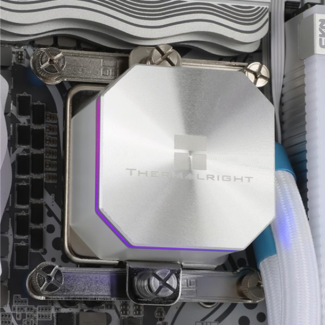 Enfriamiento liquido Thermalright Frozen Edge 240 / White / 240mm / AMD / Intel 